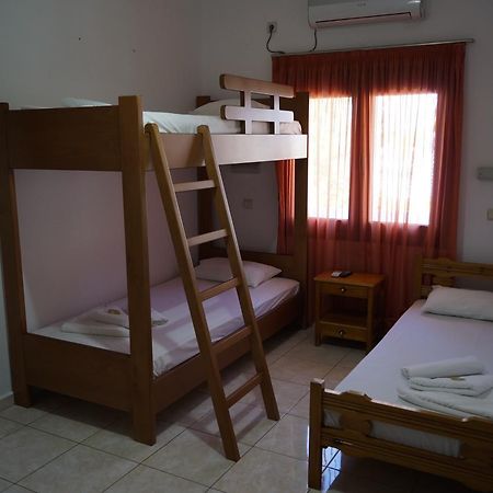 Paralia Guest House Agia Roumeli Exterior foto