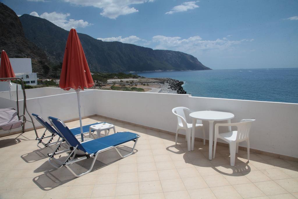 Paralia Guest House Agia Roumeli Exterior foto