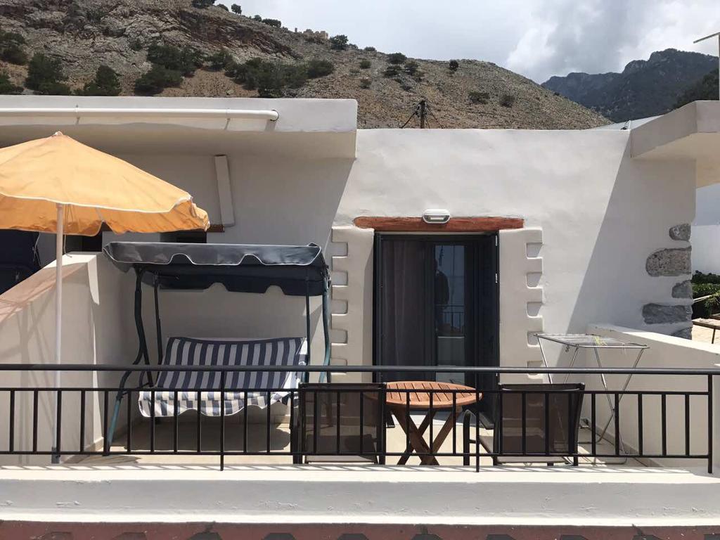Paralia Guest House Agia Roumeli Exterior foto