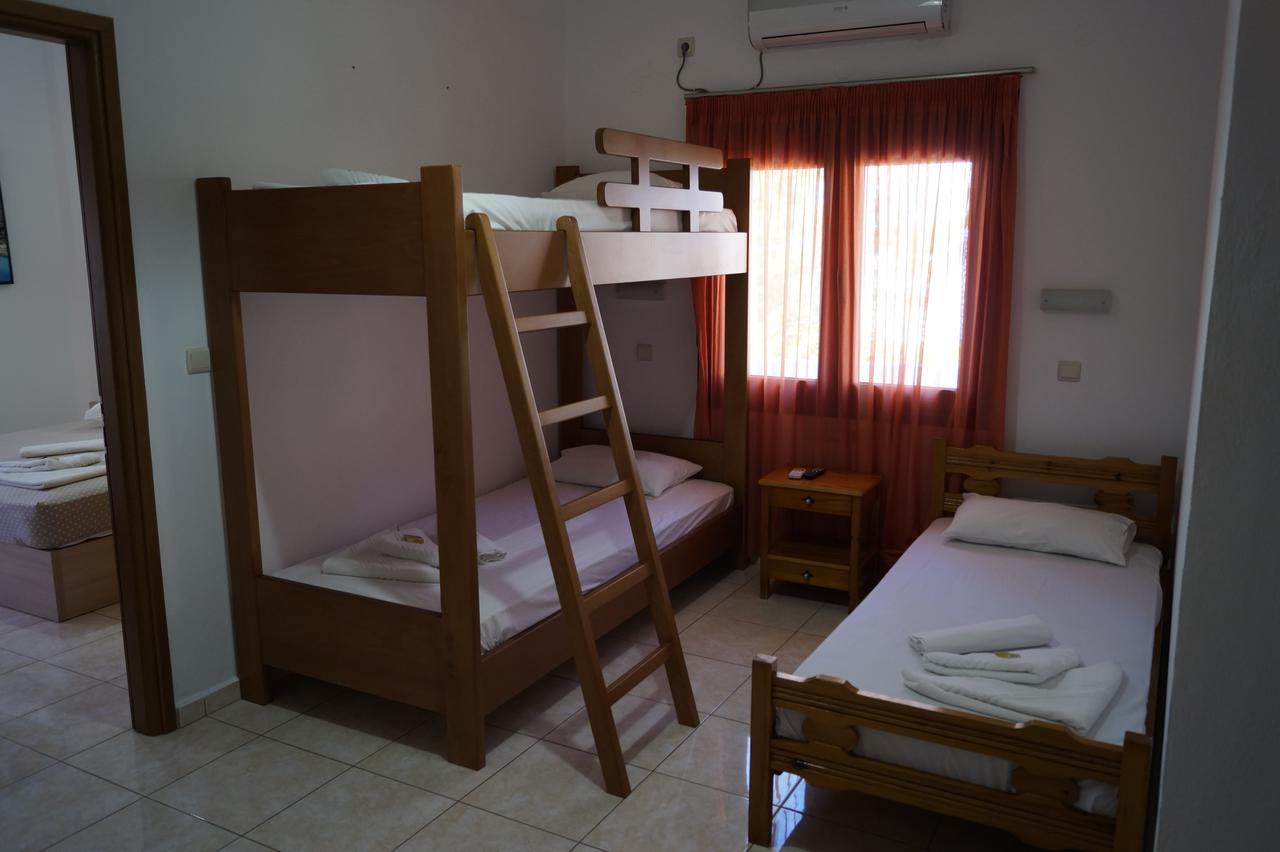 Paralia Guest House Agia Roumeli Exterior foto